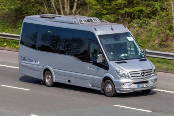 Mini Bus 18 Or 21 Pax